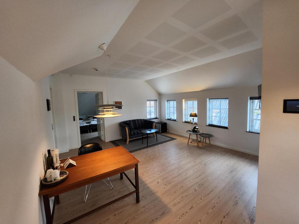 Det Gamle Radhus Hotel Grasten Ngoại thất bức ảnh