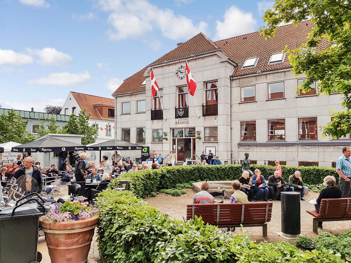 Det Gamle Radhus Hotel Grasten Ngoại thất bức ảnh